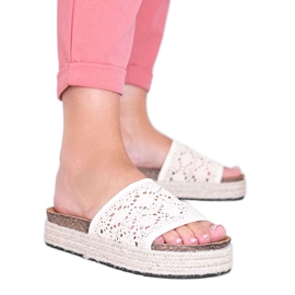 Pantuflas Glam Shape de encaje beige