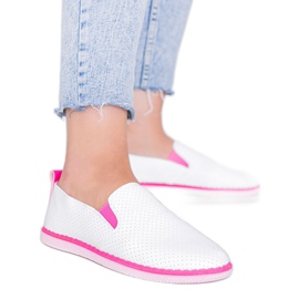 Zapatillas blancas caladas slip on Island Alex blanco
