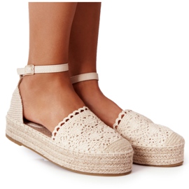 Alpargatas De Encaje Sobre Plataforma Trenzada Beige Larissa Alpargatas De Encaje Sobre Plataforma Trenzada Beige Larissa