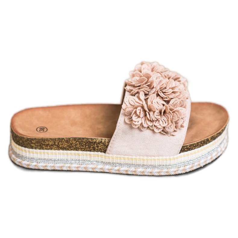 SHELOVET Zapatillas en la plataforma con adorno beige