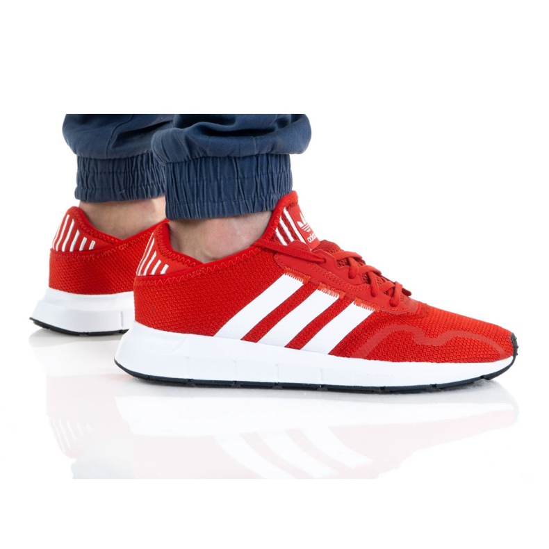 Zapatillas Adidas Swift Run XM FY2113 rojo