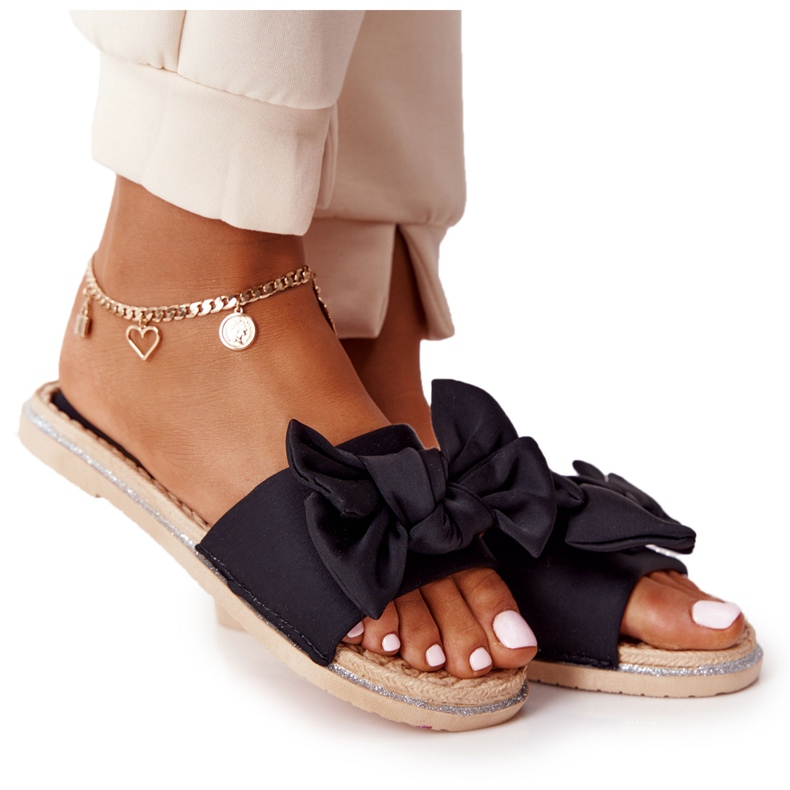 MSMG Pantuflas Andrea Negra De Goma Con Lazo negro