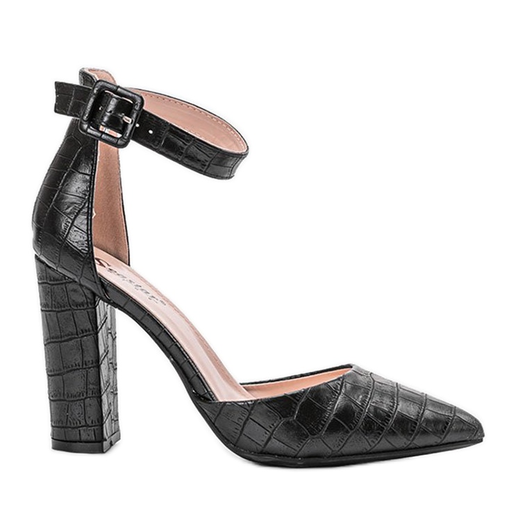 Zapatos de tacón negros en el poste con el patrón de piel de cocodrilo Glamour