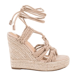 Seastar Sandalias atadas en una cuña alta beige