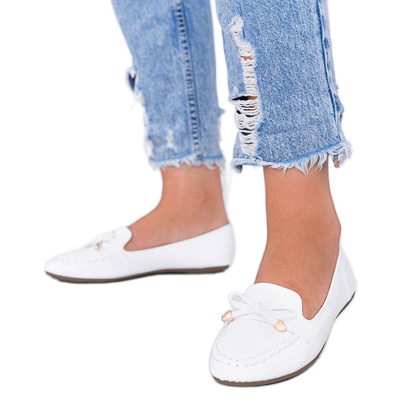 Mocasines blancos con motivo de piel de cocodrilo Miriam Mocasines blancos con motivo de piel de cocodrilo Miriam