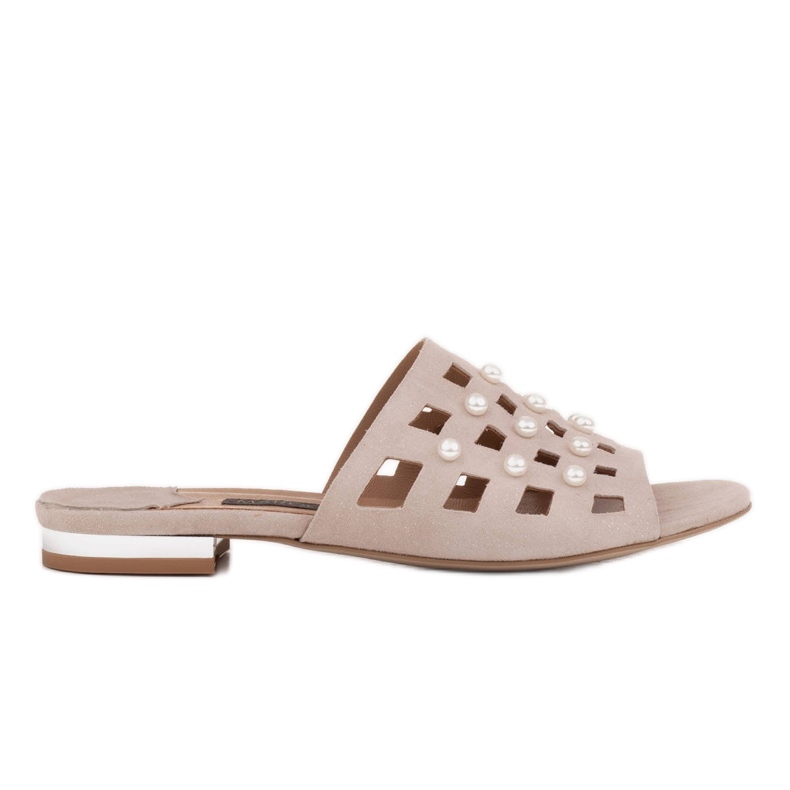 Marco Shoes Pantuflas de mujer elegantes con perlas y perforaciones beige
