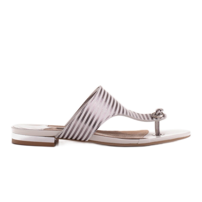 Marco Shoes Sandalias planas con laca y tacón metalizado blanco plata