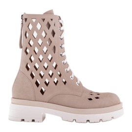 Marco Shoes Botas de terciopelo con perforaciones beige