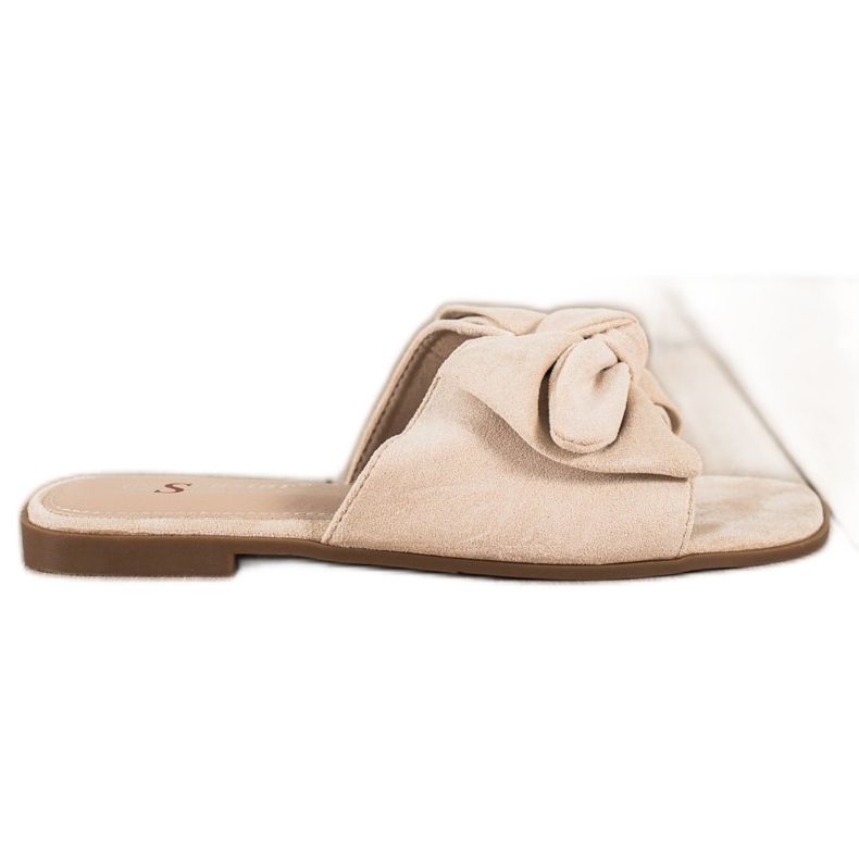 Seastar Pantuflas beige con estilo