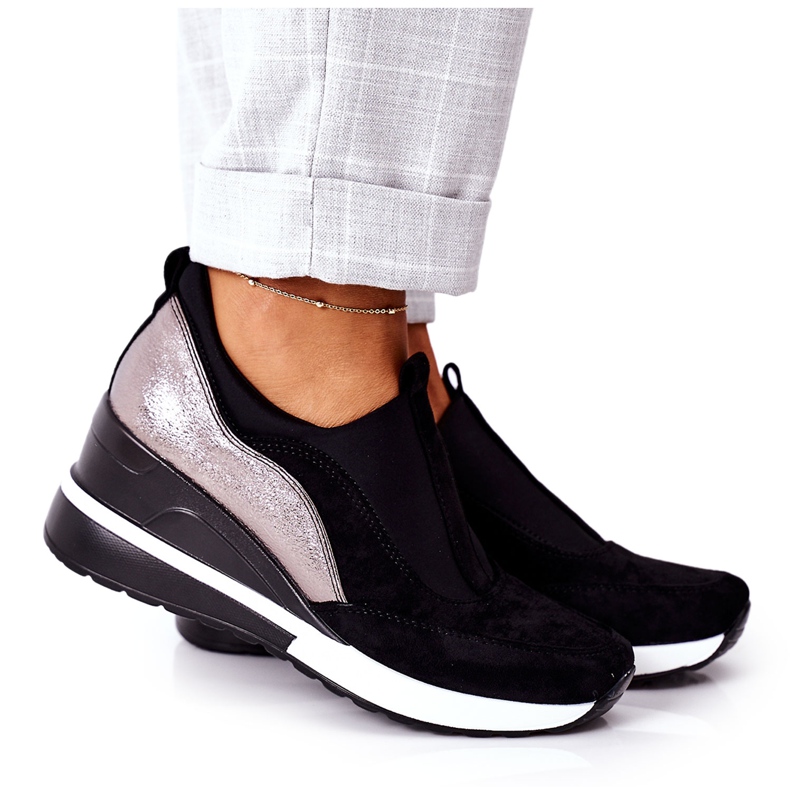 Vinceza 10593 Zapatillas de cuña sin cordones en negro y plateado plata