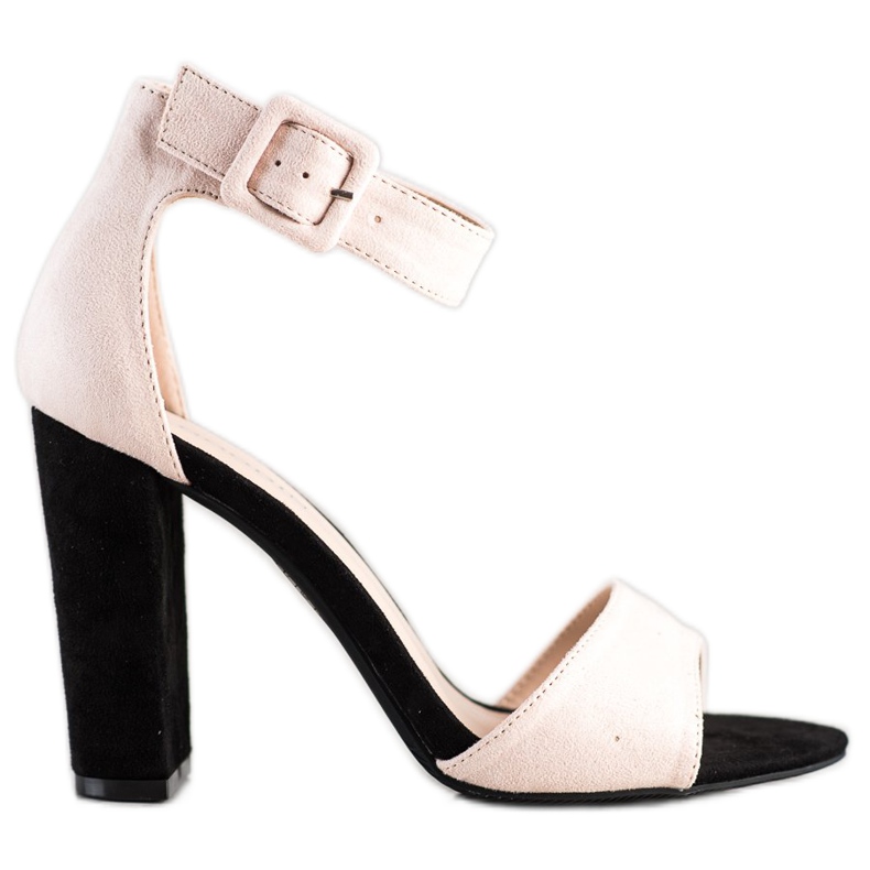 Goodin Sandalias beige en un poste alto negro
