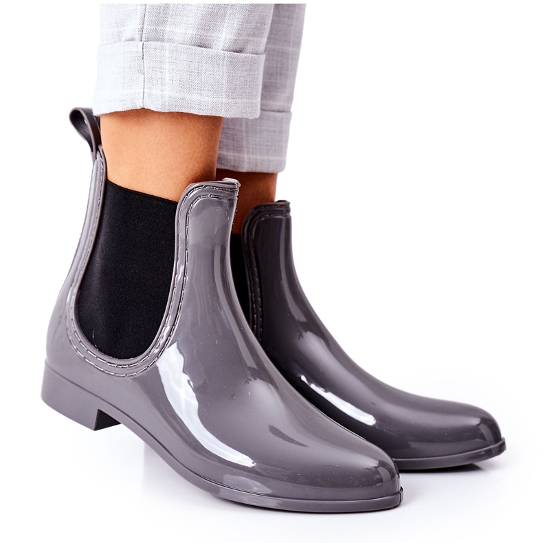 Botas Jodhpur con paraguas gris brillante