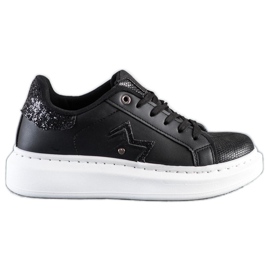 SHELOVET Zapatillas con estilo en la plataforma negro