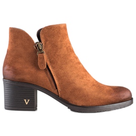 Botas clásicas en el poste VINCEZA marrón