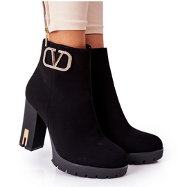 PS1 Botas negras calientes en un bar maravilloso negro dorado