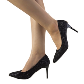 Zapatos de tacón negros brillantes de Dolche