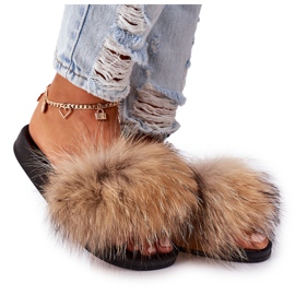 BM Pantuflas con Piel Natural Camel Elsa marrón