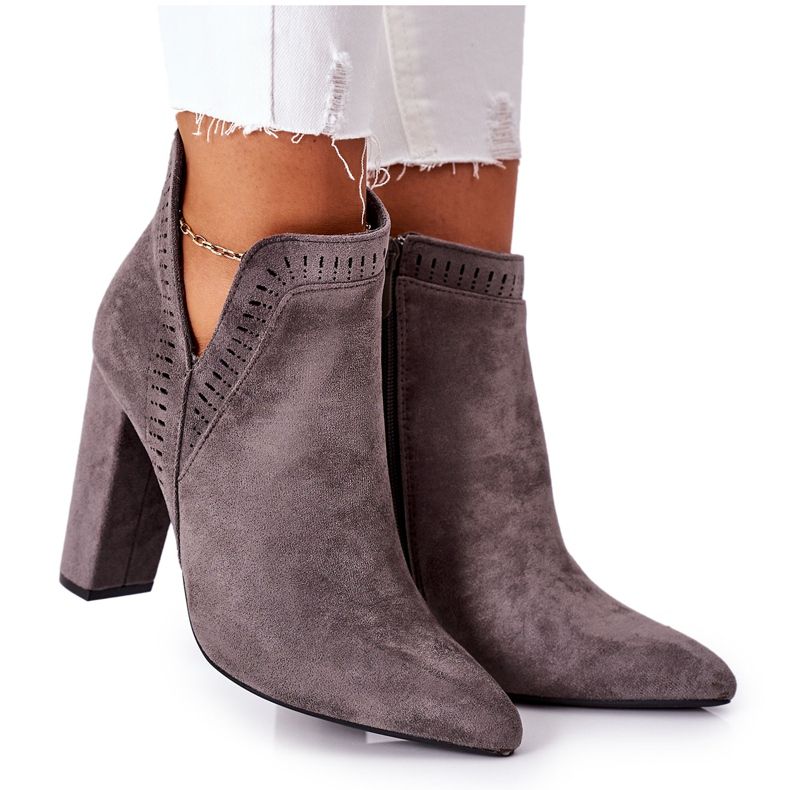 Botas cálidas en un poste Grey Sally gris