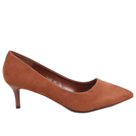 Zapatos de salón en un tacón bajo marrón L428 Camel