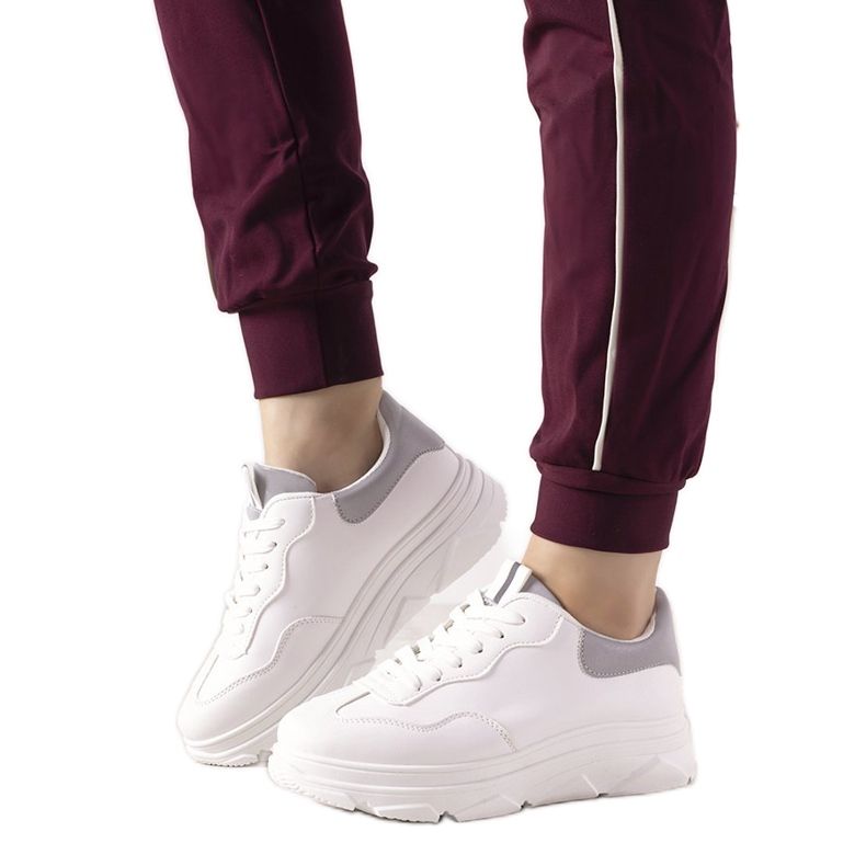 Zapatillas blancas con inserciones reflectantes Kaori blanco