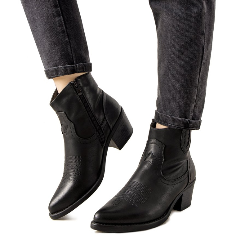 Botas vaqueras negras con estampado Mustgrow bordado negro Botas vaqueras negras con estampado Mustgrow bordado negro