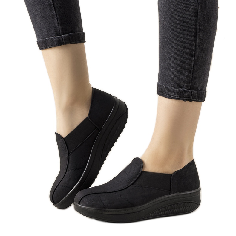 Zapatos negros con suela alta Spike Zapatos negros con suela alta Spike