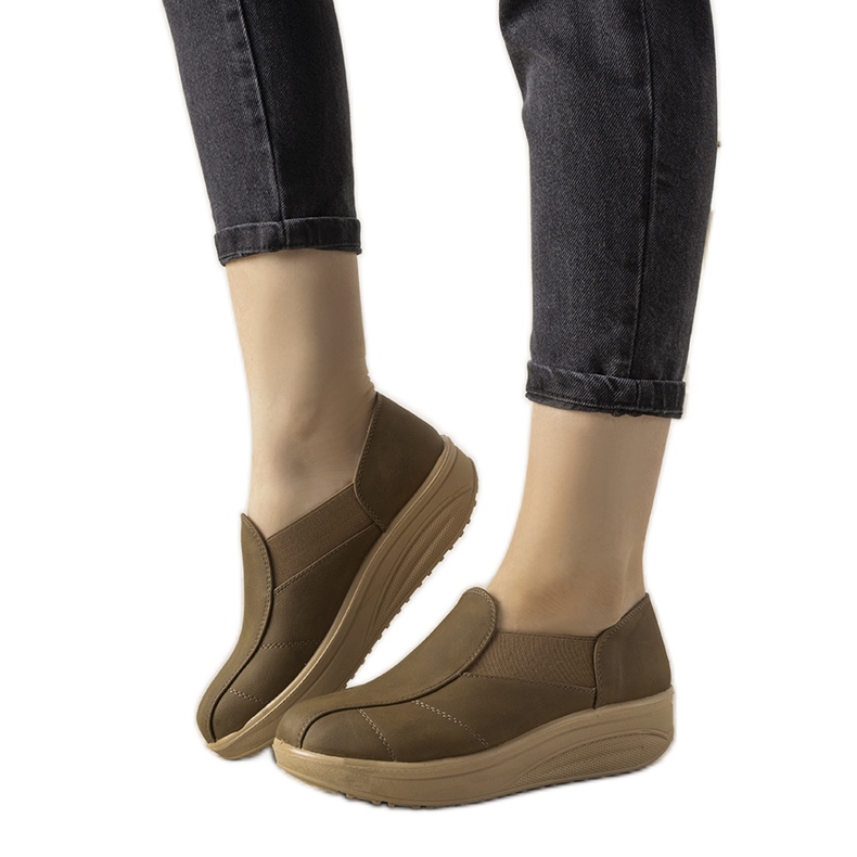 Zapatos marrones con suela alta de Spike marrón