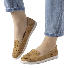 Mocasines camel con estampado Loretta calado marrón