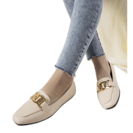 Mocasines beige con decoración Hashtag dorada Mocasines beige con decoración Hashtag dorada