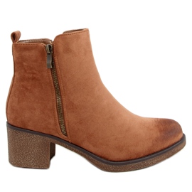 Botas con tacón de goma marrón 8301 Coffee