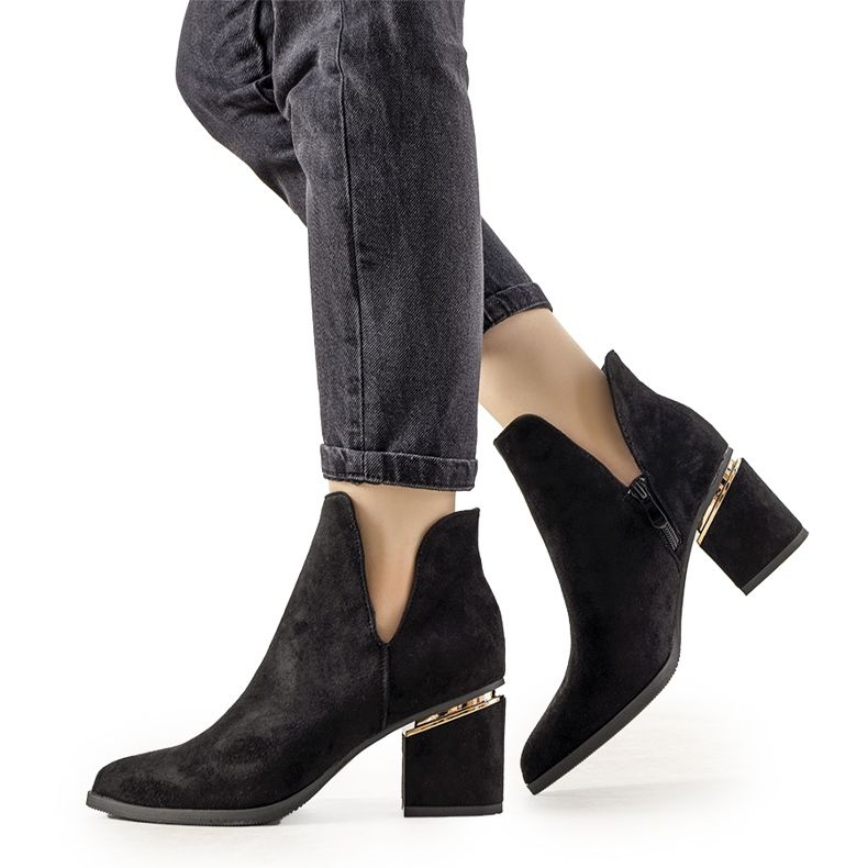Botas negras elegantes con recortes de Josie negro