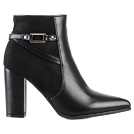 Ideal Shoes Botas negras elegantes en Spitz negro