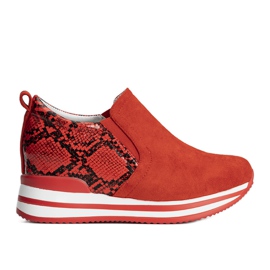 Zapatillas rojas en la cuña Infinitale rojo