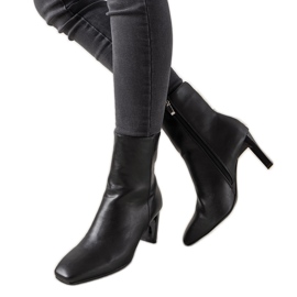 Botas de tacón estrecho Black Elementary negro