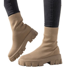 Botas beige con suela gruesa Randy Botas beige con suela gruesa Randy