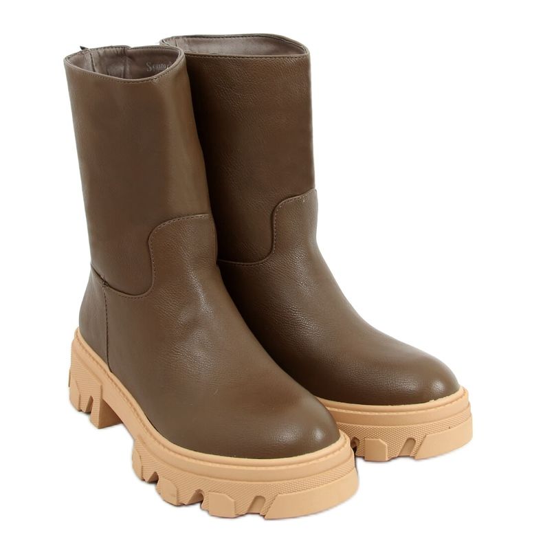 Botas verdes con parte superior recta QT19P Verde