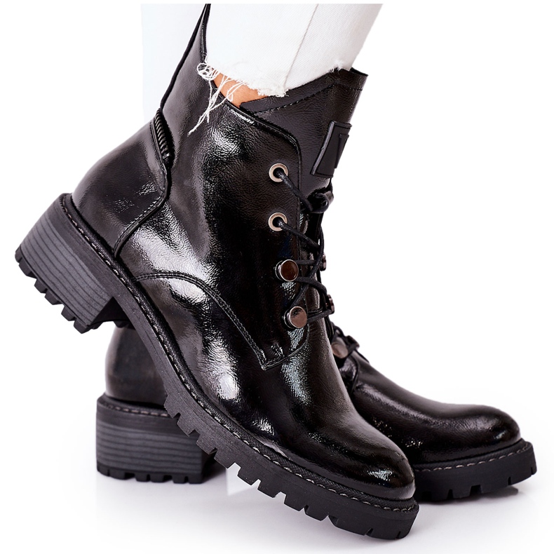 Vinceza Botas cálidas lacadas en negro de Cloghan