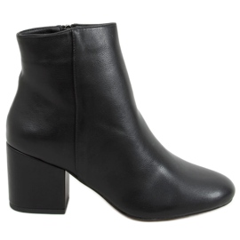 Botas negras de tacón bajo 9K6049-1PU Black negro