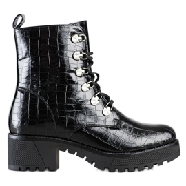 Bestelle Trabajadores aislados con estilo negro Bestelle Trabajadores aislados con estilo negro