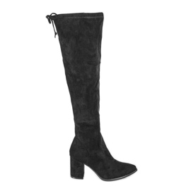 Botas negras en el poste de Tiffi negro Botas negras en el poste de Tiffi negro