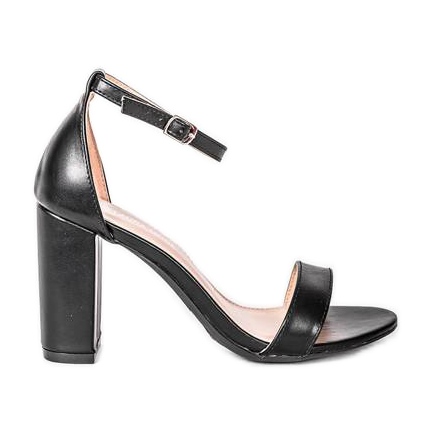 Sandalias negras en el puesto de Dorothy negro