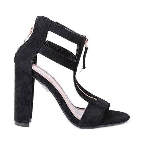 Sandalias negras en el poste de Paige negro