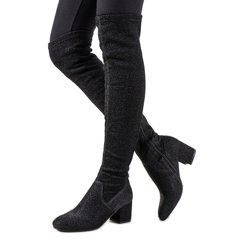 Botas negras brillantes por encima de la rodilla de Uta negro plata
