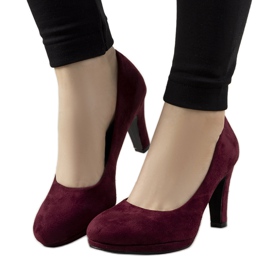 Zapatos de tacón burdeos sobre un pilar de cuero ecológico Sara rojo multicolor