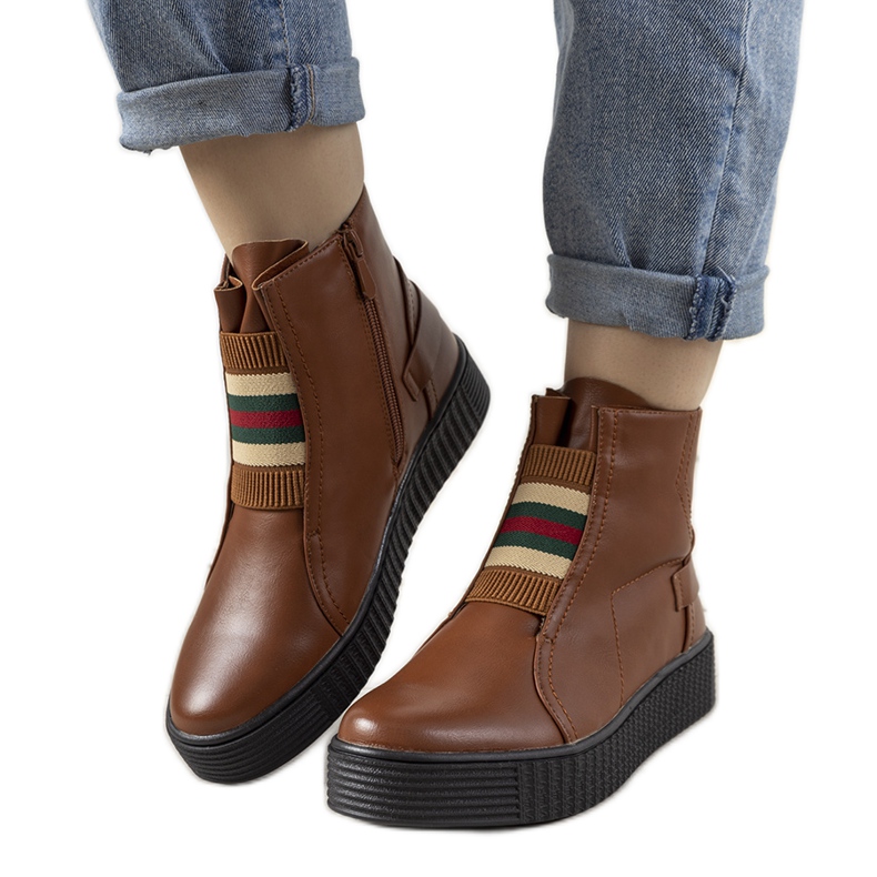 Botas marrones en la plataforma Nazario marrón