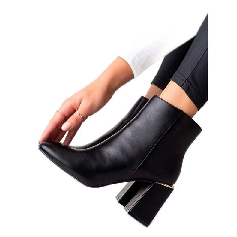 Diamantique Botas elegantes con inserto dorado negro