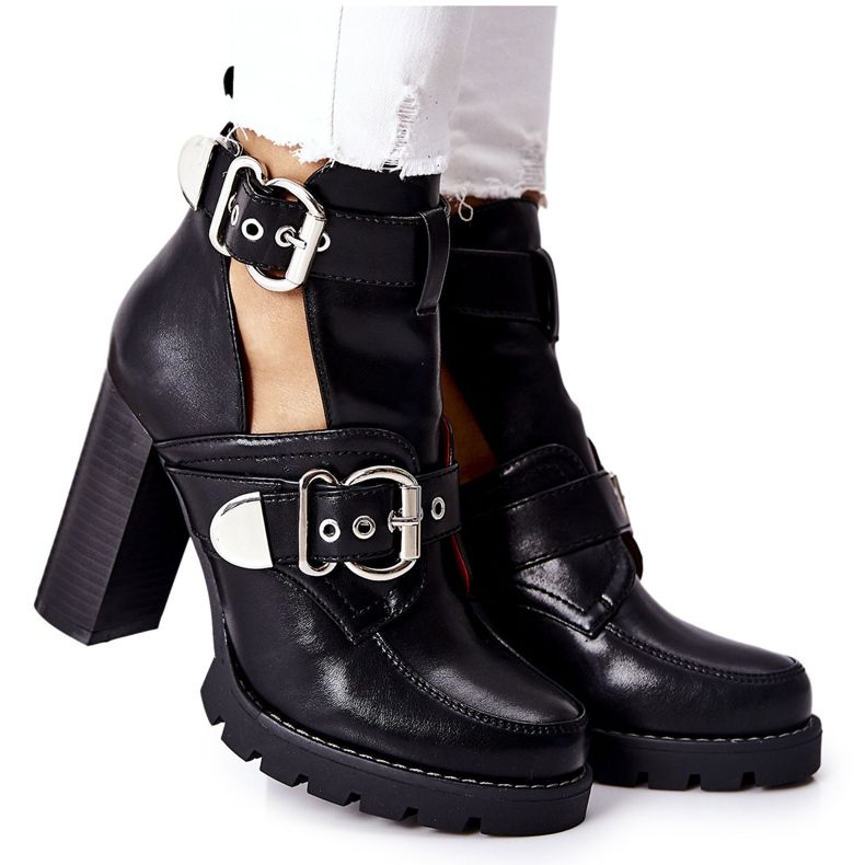 Boots On A Post Hebilla Bramshall Negra negro