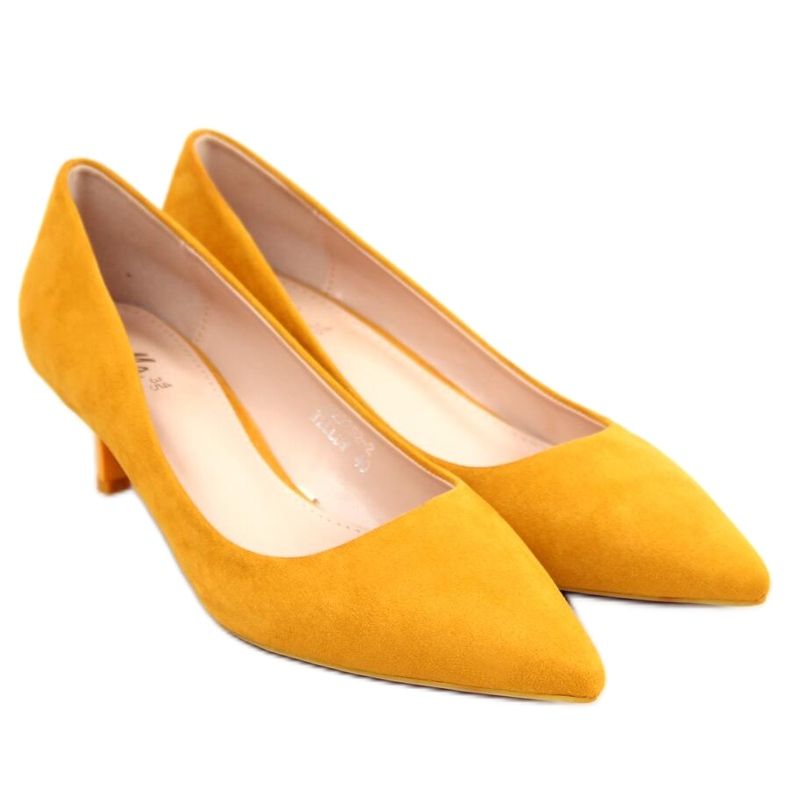 Zapatos de tacón bajo de Ann Yellow amarillo