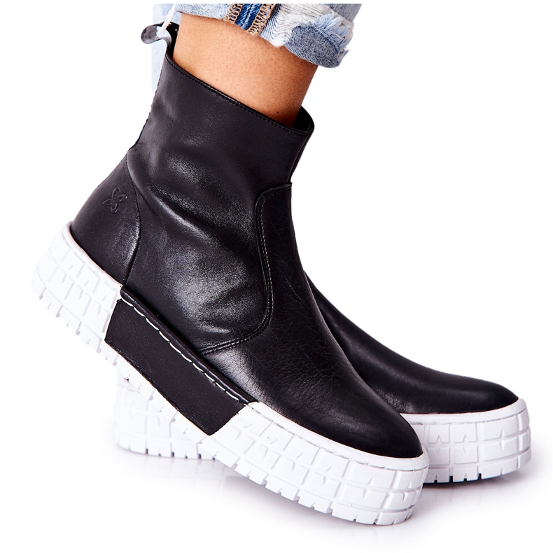 Maciejka Botas de cuero en la plataforma Negro 05216-01 Maciejka Botas de cuero en la plataforma Negro 05216-01