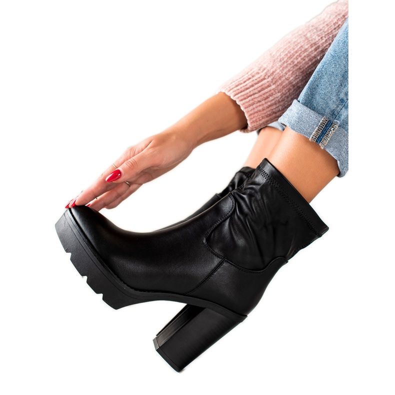 Lovery Botas altas en la plataforma negro Lovery Botas altas en la plataforma negro